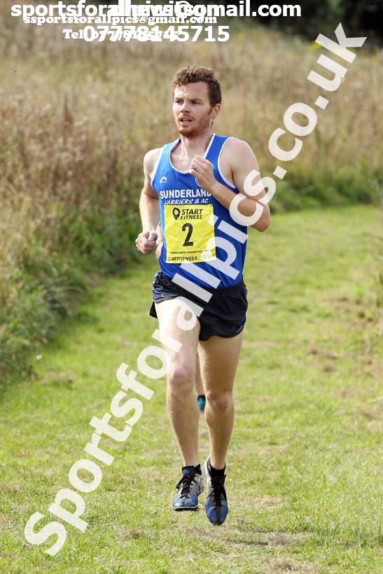 Senior mens relay 2019 Sunderland Harriers Open Cross Country. Photo:  David T. Hewitson/Sports for All Pics